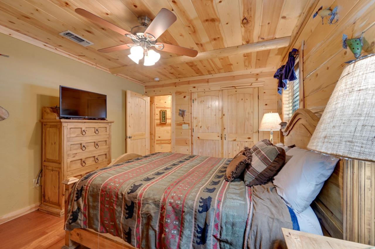 Broken Bow Cabin With Hot Tub And Deck - 4 Mi To Lake! Extérieur photo