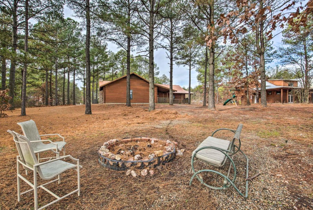 Broken Bow Cabin With Hot Tub And Deck - 4 Mi To Lake! Extérieur photo